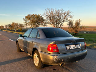 Audi A4 foto 6