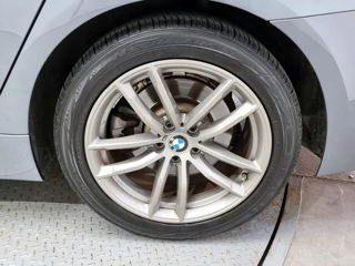 BMW 5 Series foto 5