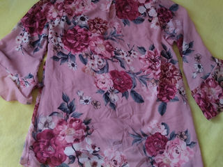 Продам красивую блузку б/у размера М foto 2
