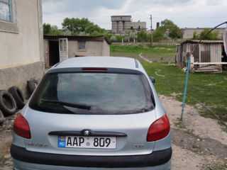 Peugeot 206 фото 2