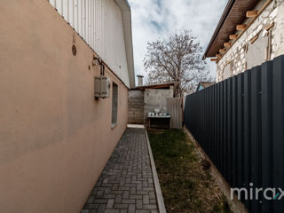 Se vinde casă în or.Ialoveni! foto 14