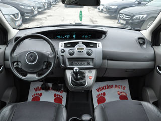 Renault Grand Scenic foto 11