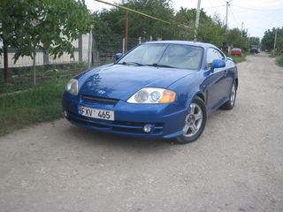 Hyundai Coupe foto 4