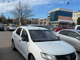 Dacia Logan foto 2