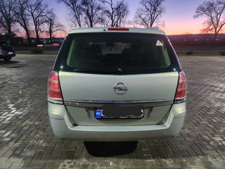 Opel Zafira foto 5