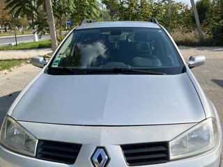 Renault Megane foto 1