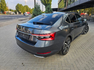 Skoda Superb foto 6