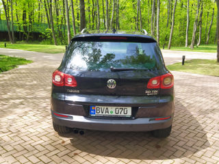 Volkswagen Tiguan foto 8