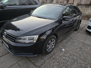 Volkswagen Jetta foto 3