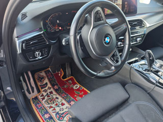 BMW 5 Series foto 6