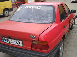 Ford Orion foto 4