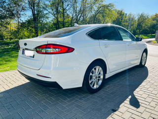 Ford Fusion foto 3