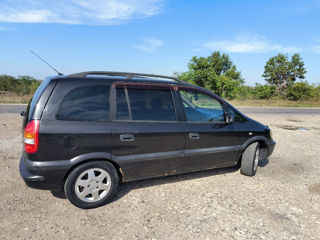 Opel Zafira foto 4