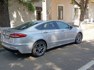 Ford Fusion foto 7