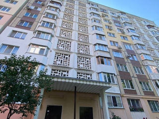 Apartament cu 2 camere, 55 m², Buiucani, Chișinău foto 10