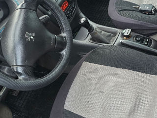 Peugeot 206 foto 6