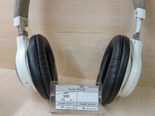 JBL Tune 720 BT