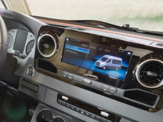 Mercedes Benz Sprinter w907/w910 MBUX 10.25 touch android CarPlay navigatie foto 2