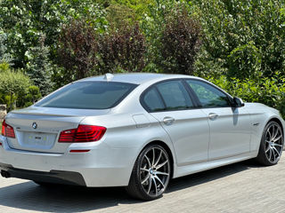 BMW 5 Series foto 9