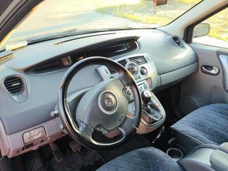 Renault Scenic foto 1