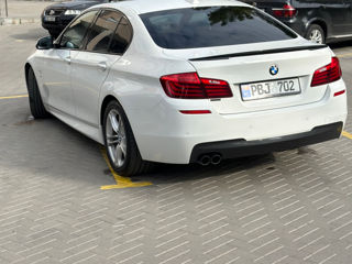 BMW 5 Series foto 6