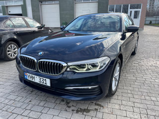 BMW 5 Series foto 2