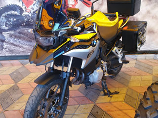 BMW F 750 GS foto 2