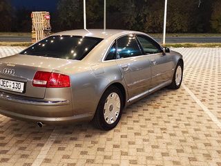 Audi A8 foto 8