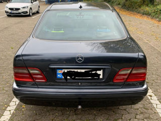 Mercedes E-Class foto 5