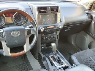 Toyota Land Cruiser Prado foto 5