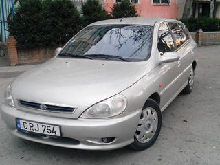 KIA Rio foto 1