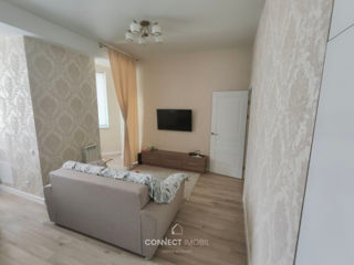 Apartament cu 2 camere, 70 m², Centru, Chișinău foto 2