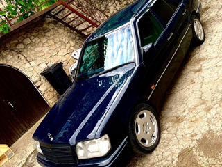 Mercedes E-Class foto 3