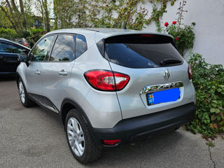 Renault Captur foto 2