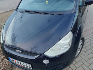 Ford S-Max foto 2