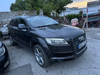 Audi Q7 foto 2