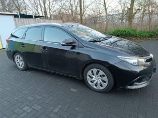 Toyota Auris foto 2