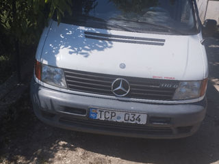 Mercedes 110D