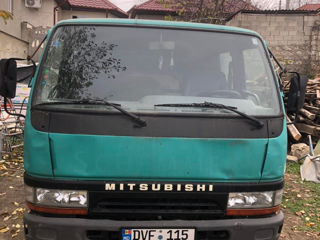 Mitsubishi Canter foto 4