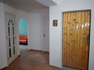Apartament 2 odai, 53,4 m.p.,2/5, reparatie, mobilat. Ialoveni str. P.Stefanuca. 26 500 euro. foto 8