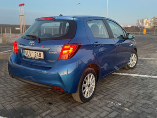 Toyota Yaris foto 4