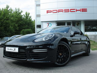 Porsche Panamera foto 3