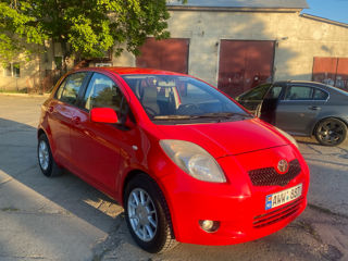 Toyota Yaris foto 3