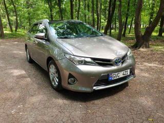 Toyota Auris фото 4