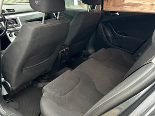 Volkswagen Passat foto 7