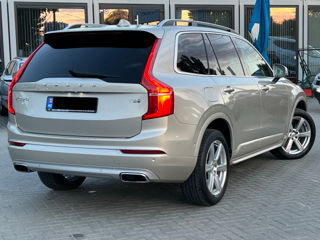 Volvo XC90 foto 4