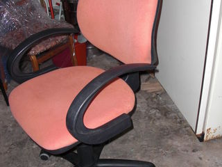 Кресло компьютерное по отличной цене, в отличном состоянии-549лей foto 1