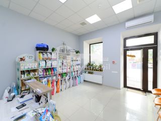 Chirie spațiu comercial, 70 mp, reparație euro, Centru 700 € foto 4