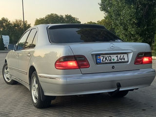 Mercedes E-Class