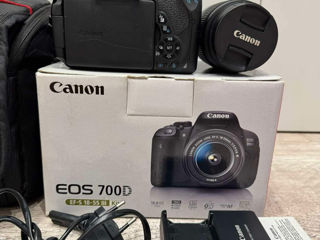 Canon EOS 700D Kit foto 1